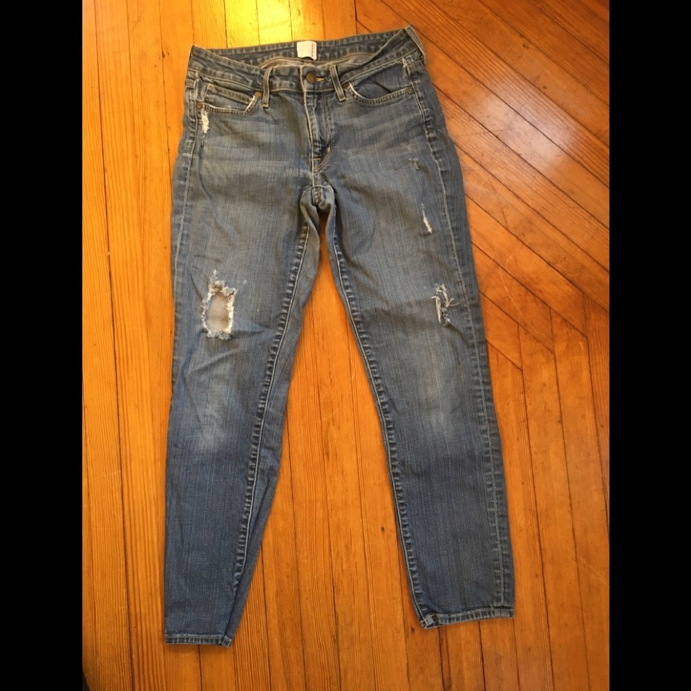 Rich and Skinny women’s jeans size 27 distressed.